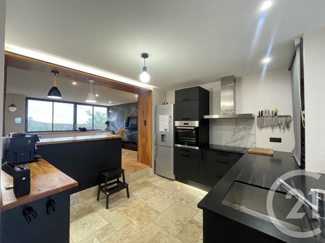 maison à louer - 5 pièces - 150.0 m2 - VAUX EN BEAUJOLAIS - 69 - RHONE-ALPES - Century 21 Coquillat Immobilier