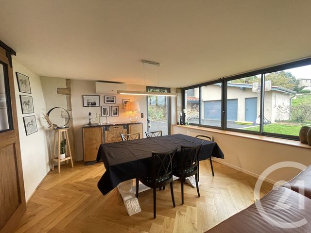 maison à louer - 5 pièces - 150.0 m2 - VAUX EN BEAUJOLAIS - 69 - RHONE-ALPES - Century 21 Coquillat Immobilier