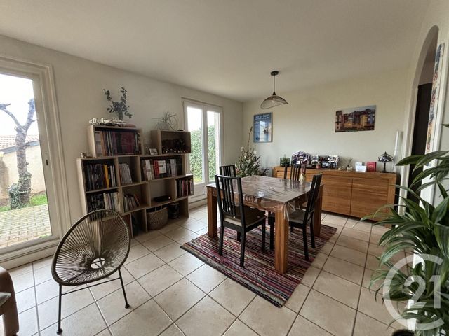 maison à louer - 5 pièces - 104.17 m2 - POMMIERS - 69 - RHONE-ALPES - Century 21 Coquillat Immobilier