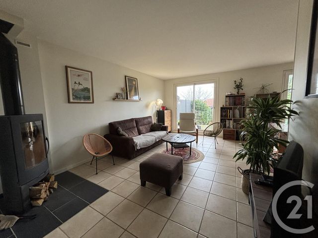 maison à louer - 5 pièces - 104.17 m2 - POMMIERS - 69 - RHONE-ALPES - Century 21 Coquillat Immobilier