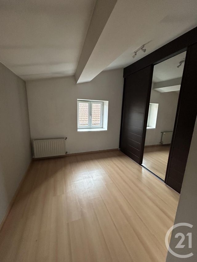 Appartement F3 à louer - 3 pièces - 51.0 m2 - VILLEFRANCHE SUR SAONE - 69 - RHONE-ALPES - Century 21 Coquillat Immobilier