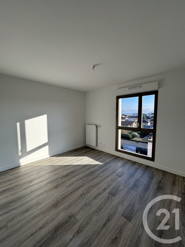 Appartement F3 à louer - 3 pièces - 67.22 m2 - VILLEFRANCHE SUR SAONE - 69 - RHONE-ALPES - Century 21 Coquillat Immobilier