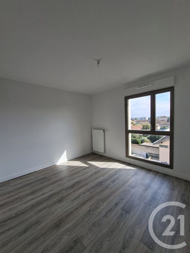 Appartement F3 à louer - 3 pièces - 67.22 m2 - VILLEFRANCHE SUR SAONE - 69 - RHONE-ALPES - Century 21 Coquillat Immobilier