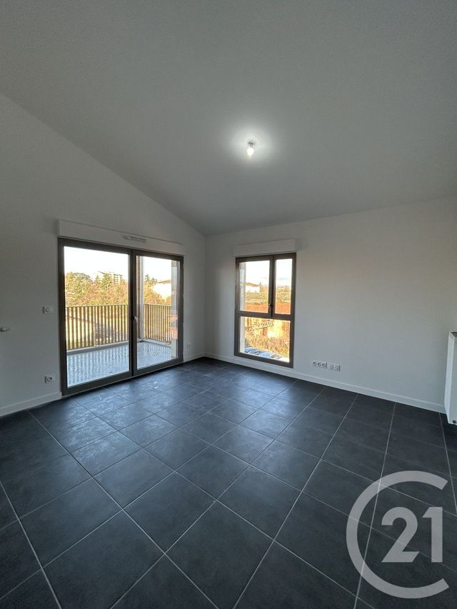 Appartement F3 à louer - 3 pièces - 67.22 m2 - VILLEFRANCHE SUR SAONE - 69 - RHONE-ALPES - Century 21 Coquillat Immobilier