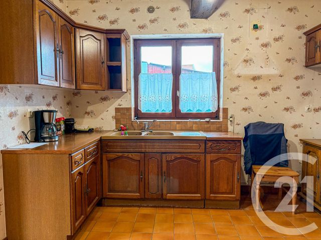 Appartement T2 à vendre - 2 pièces - 70.72 m2 - ARS SUR FORMANS - 01 - RHONE-ALPES - Century 21 Coquillat Immobilier