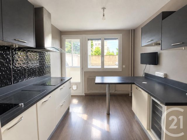 Appartement T4 à vendre - 4 pièces - 86.0 m2 - VILLEFRANCHE SUR SAONE - 69 - RHONE-ALPES - Century 21 Coquillat Immobilier