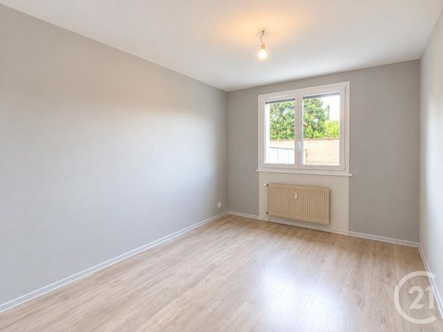 Appartement T4 à vendre - 4 pièces - 86.0 m2 - VILLEFRANCHE SUR SAONE - 69 - RHONE-ALPES - Century 21 Coquillat Immobilier