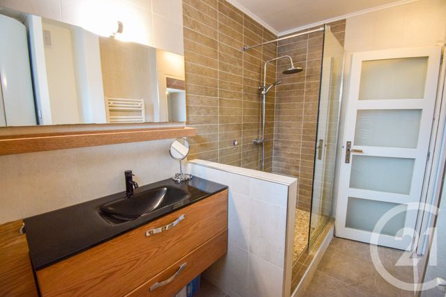 Appartement T4 à vendre - 4 pièces - 86.0 m2 - VILLEFRANCHE SUR SAONE - 69 - RHONE-ALPES - Century 21 Coquillat Immobilier