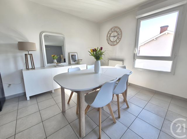 Appartement T3 à vendre - 3 pièces - 65.5 m2 - JASSANS RIOTTIER - 01 - RHONE-ALPES - Century 21 Coquillat Immobilier