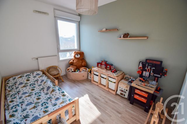 Appartement T3 à vendre - 3 pièces - 65.5 m2 - JASSANS RIOTTIER - 01 - RHONE-ALPES - Century 21 Coquillat Immobilier