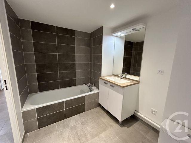 Appartement F2 à vendre - 4 pièces - 41.81 m2 - VILLEFRANCHE SUR SAONE - 69 - RHONE-ALPES - Century 21 Coquillat Immobilier