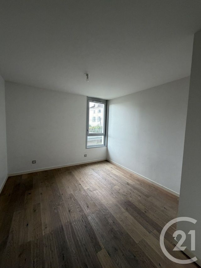 Appartement F3 à louer - 3 pièces - 54.7 m2 - VILLEFRANCHE SUR SAONE - 69 - RHONE-ALPES - Century 21 Coquillat Immobilier