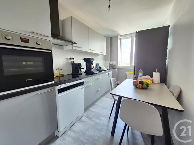 Appartement T4 à vendre - 4 pièces - 71.11 m2 - VILLEFRANCHE SUR SAONE - 69 - RHONE-ALPES - Century 21 Coquillat Immobilier