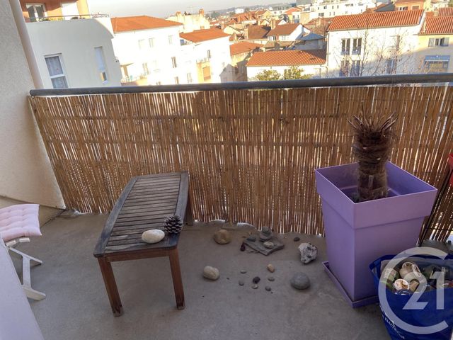 Appartement F2 à louer - 2 pièces - 53.49 m2 - VILLEFRANCHE SUR SAONE - 69 - RHONE-ALPES - Century 21 Coquillat Immobilier