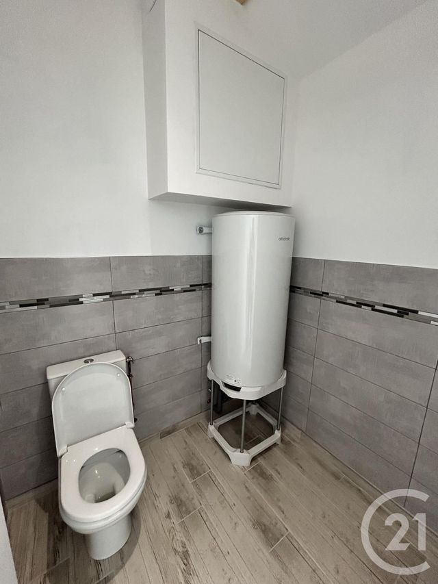 Appartement F2 à louer - 2 pièces - 60.58 m2 - SAVIGNEUX - 01 - RHONE-ALPES - Century 21 Coquillat Immobilier