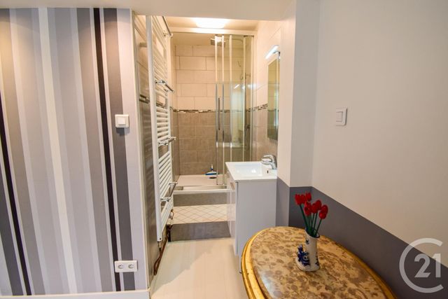 maison à vendre - 9 pièces - 180.34 m2 - MISERIEUX - 01 - RHONE-ALPES - Century 21 Coquillat Immobilier