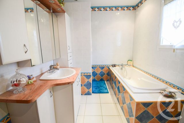 maison à vendre - 6 pièces - 168.0 m2 - SAVIGNEUX - 01 - RHONE-ALPES - Century 21 Coquillat Immobilier