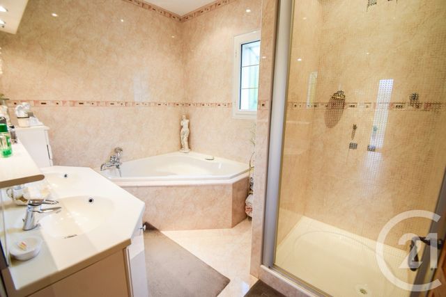 maison à vendre - 6 pièces - 168.0 m2 - SAVIGNEUX - 01 - RHONE-ALPES - Century 21 Coquillat Immobilier