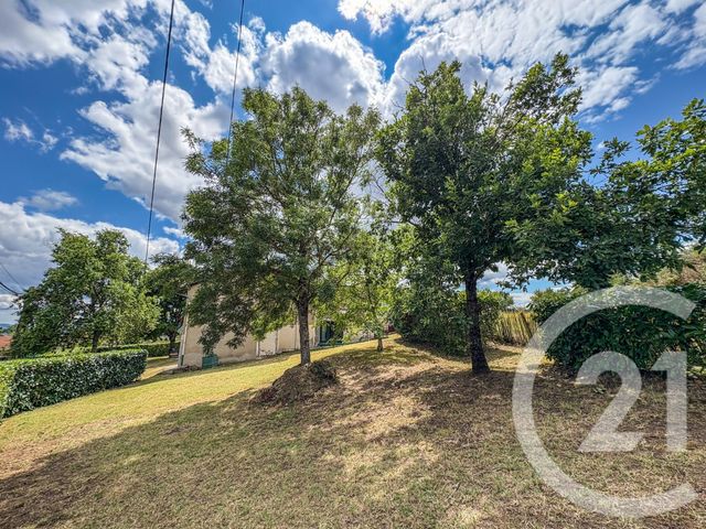 maison à vendre - 6 pièces - 180.0 m2 - ST VERAND - 69 - RHONE-ALPES - Century 21 Coquillat Immobilier