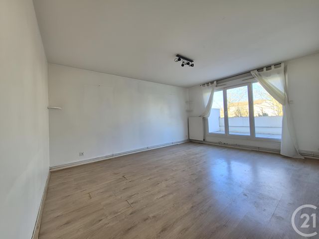 Appartement T4 à vendre - 4 pièces - 80.64 m2 - ST GEORGES DE RENEINS - 69 - RHONE-ALPES - Century 21 Coquillat Immobilier