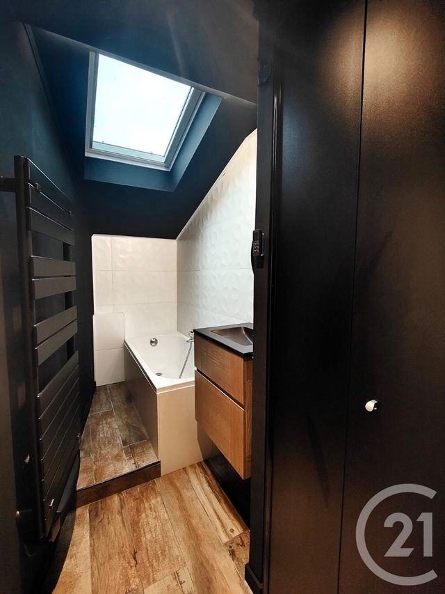 Appartement F2 à vendre - 2 pièces - 49.7 m2 - VILLEFRANCHE SUR SAONE - 69 - RHONE-ALPES - Century 21 Coquillat Immobilier