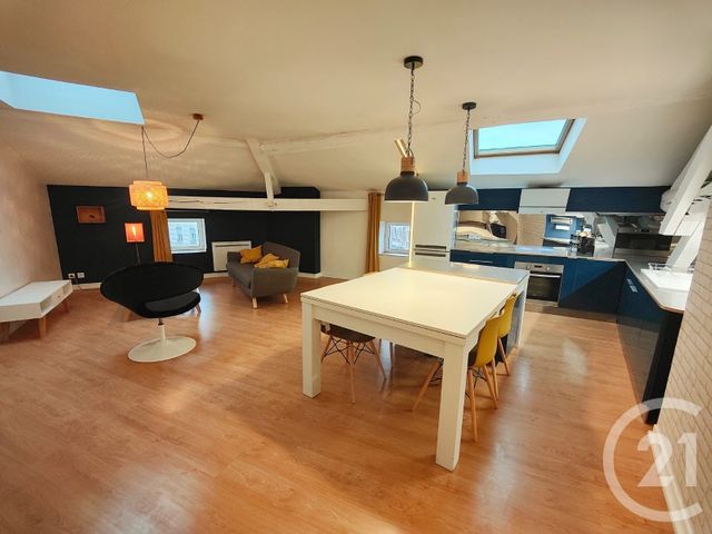 Appartement F2 à vendre - 2 pièces - 49.7 m2 - VILLEFRANCHE SUR SAONE - 69 - RHONE-ALPES - Century 21 Coquillat Immobilier