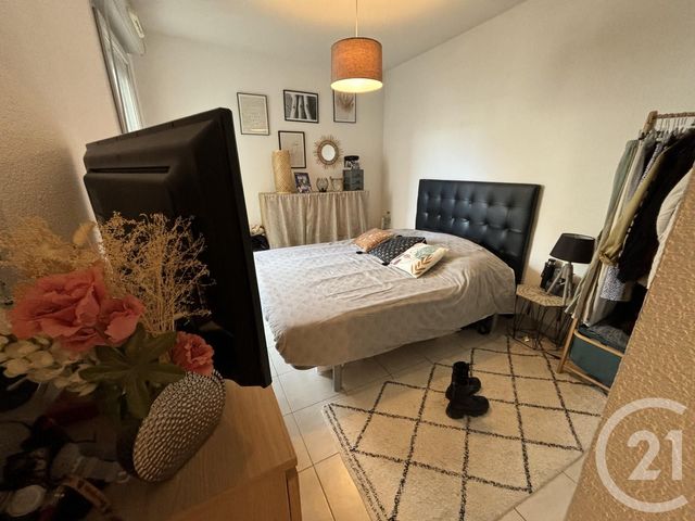 Appartement T2 à louer - 2 pièces - 36.0 m2 - VILLEFRANCHE SUR SAONE - 69 - RHONE-ALPES - Century 21 Coquillat Immobilier