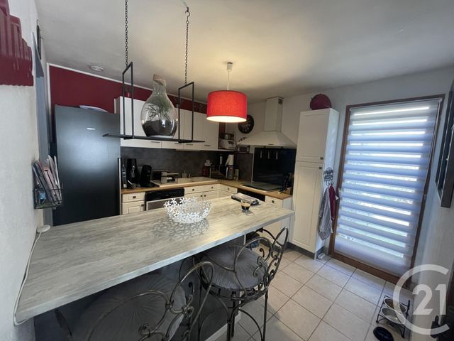 maison à louer - 5 pièces - 100.0 m2 - ST JULIEN - 69 - RHONE-ALPES - Century 21 Coquillat Immobilier