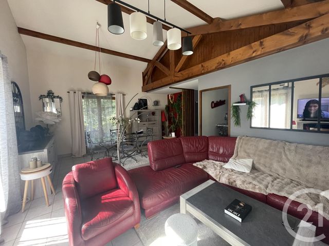 maison à louer - 5 pièces - 100.0 m2 - ST JULIEN - 69 - RHONE-ALPES - Century 21 Coquillat Immobilier