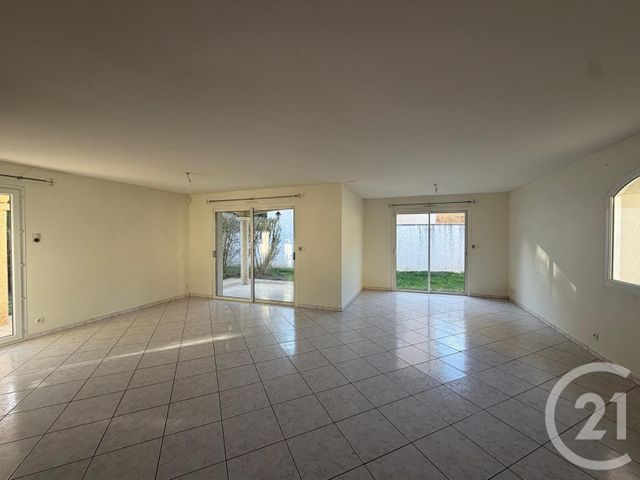 maison à louer - 5 pièces - 154.62 m2 - REYRIEUX - 01 - RHONE-ALPES - Century 21 Coquillat Immobilier