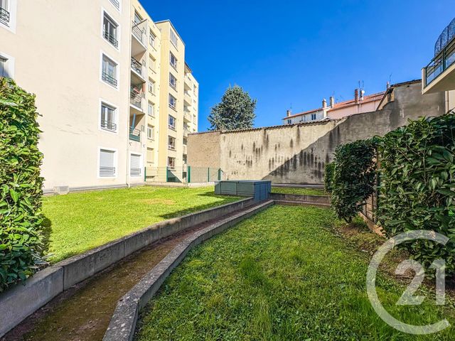 Appartement F3 à vendre - 3 pièces - 62.86 m2 - VILLEFRANCHE SUR SAONE - 69 - RHONE-ALPES - Century 21 Coquillat Immobilier