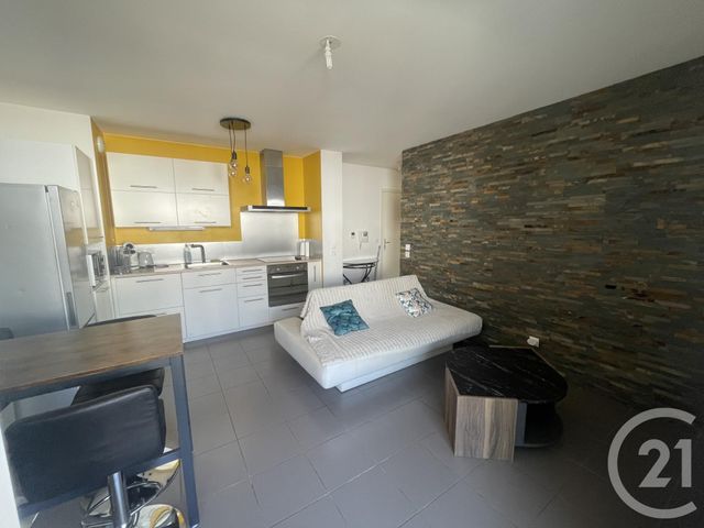 Appartement T2 à louer - 2 pièces - 42.3 m2 - JASSANS RIOTTIER - 01 - RHONE-ALPES - Century 21 Coquillat Immobilier