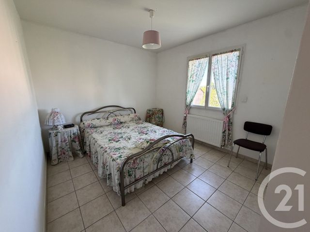 Appartement F3 à louer - 3 pièces - 75.0 m2 - FAREINS - 01 - RHONE-ALPES - Century 21 Coquillat Immobilier