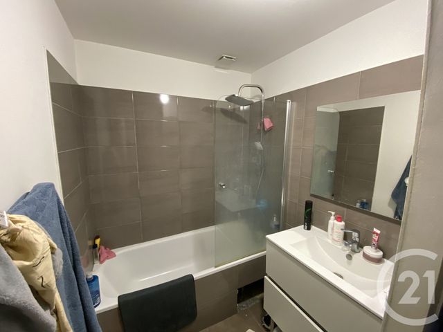 Appartement T3 à vendre - 3 pièces - 74.76 m2 - VILLEFRANCHE SUR SAONE - 69 - RHONE-ALPES - Century 21 Coquillat Immobilier