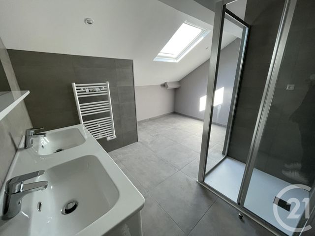 maison à louer - 5 pièces - 109.76 m2 - VILLEFRANCHE SUR SAONE - 69 - RHONE-ALPES - Century 21 Coquillat Immobilier