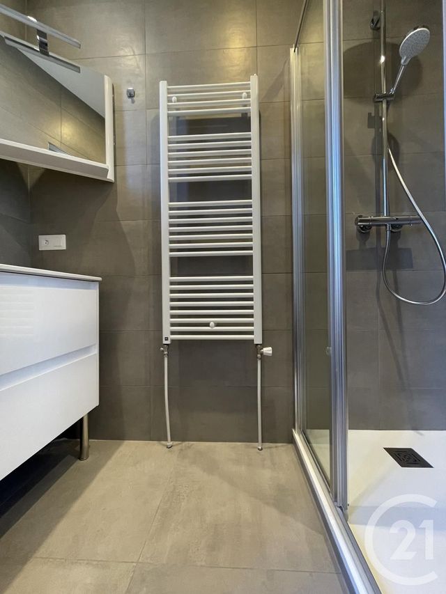 maison à louer - 5 pièces - 109.76 m2 - VILLEFRANCHE SUR SAONE - 69 - RHONE-ALPES - Century 21 Coquillat Immobilier