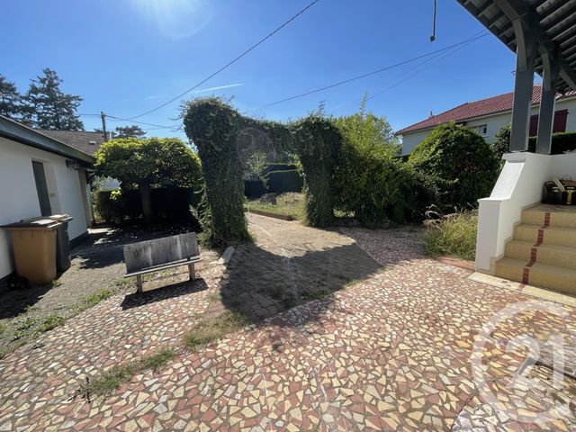 maison à louer - 5 pièces - 109.76 m2 - VILLEFRANCHE SUR SAONE - 69 - RHONE-ALPES - Century 21 Coquillat Immobilier