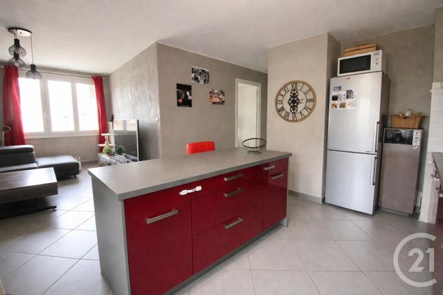 Appartement T3 à vendre - 3 pièces - 57.25 m2 - VILLEFRANCHE SUR SAONE - 69 - RHONE-ALPES - Century 21 Coquillat Immobilier