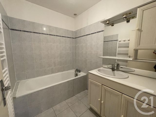 Appartement F2 à vendre - 2 pièces - 44.59 m2 - VILLEFRANCHE SUR SAONE - 69 - RHONE-ALPES - Century 21 Coquillat Immobilier