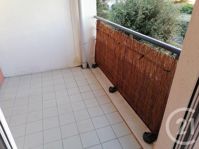 Appartement T3 à louer - 3 pièces - 58.77 m2 - VILLEFRANCHE SUR SAONE - 69 - RHONE-ALPES - Century 21 Coquillat Immobilier