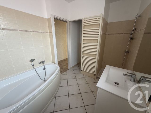 maison à louer - 4 pièces - 101.42 m2 - JASSANS RIOTTIER - 01 - RHONE-ALPES - Century 21 Coquillat Immobilier