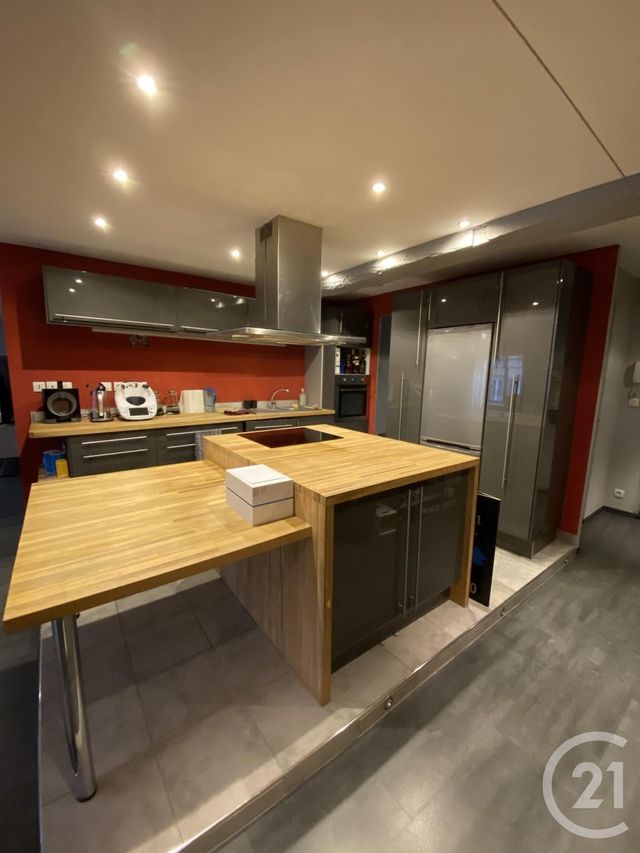 Appartement F2 à louer - 3 pièces - 76.21 m2 - VILLEFRANCHE SUR SAONE - 69 - RHONE-ALPES - Century 21 Coquillat Immobilier