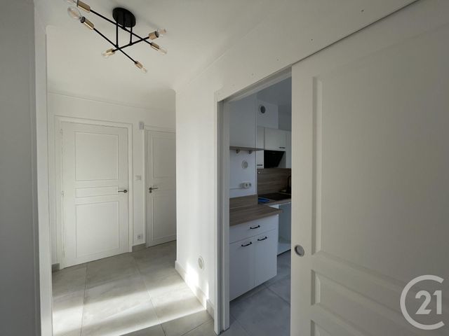 Appartement F2 à louer - 2 pièces - 46.08 m2 - VILLEFRANCHE SUR SAONE - 69 - RHONE-ALPES - Century 21 Coquillat Immobilier