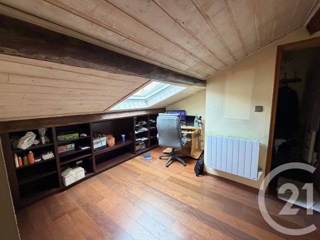 Appartement à louer - 4 pièces - 81.88 m2 - VILLEFRANCHE SUR SAONE - 69 - RHONE-ALPES - Century 21 Coquillat Immobilier