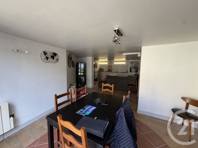 Appartement à louer - 4 pièces - 81.88 m2 - VILLEFRANCHE SUR SAONE - 69 - RHONE-ALPES - Century 21 Coquillat Immobilier