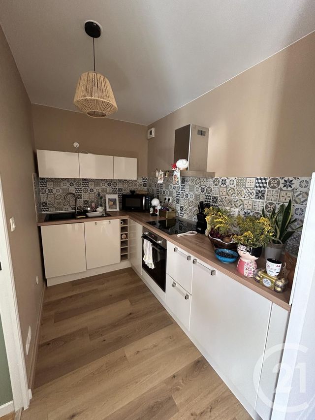 Appartement F2 à louer - 2 pièces - 43.09 m2 - VILLEFRANCHE SUR SAONE - 69 - RHONE-ALPES - Century 21 Coquillat Immobilier