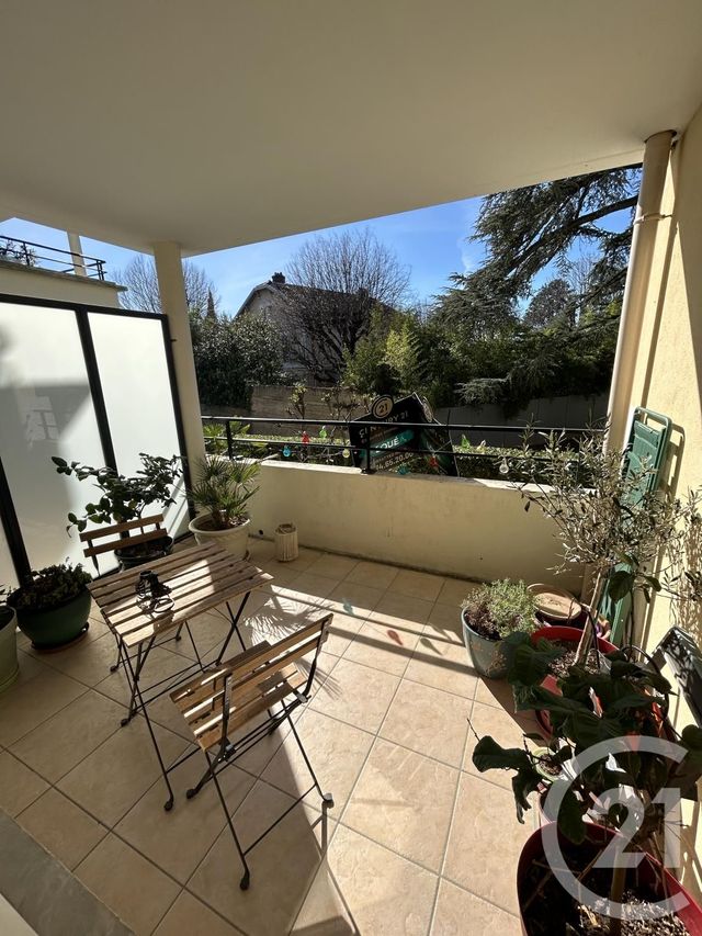 Appartement F2 à louer - 2 pièces - 43.09 m2 - VILLEFRANCHE SUR SAONE - 69 - RHONE-ALPES - Century 21 Coquillat Immobilier