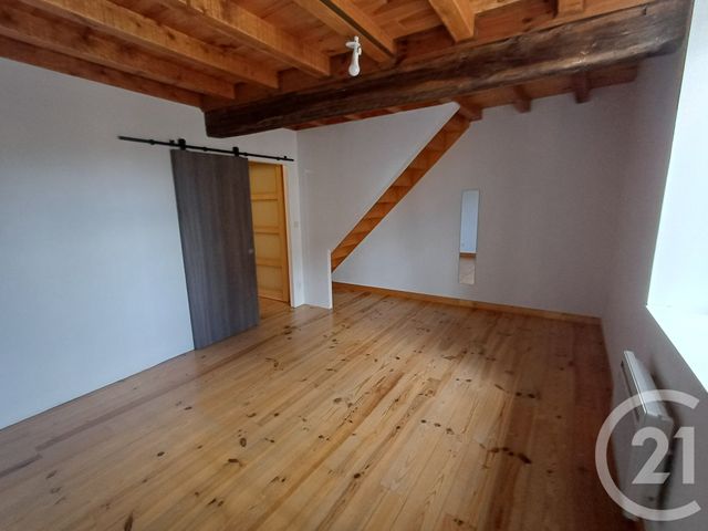 maison à louer - 4 pièces - 80.94 m2 - VILLENEUVE - 01 - RHONE-ALPES - Century 21 Coquillat Immobilier