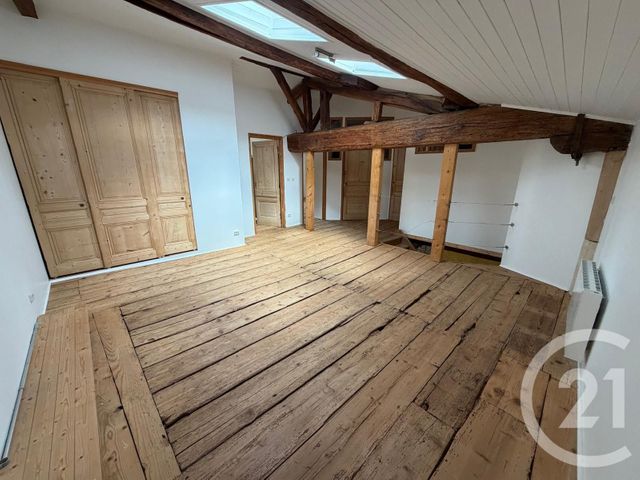 Appartement à vendre - 5 pièces - 135.1 m2 - VILLEFRANCHE SUR SAONE - 69 - RHONE-ALPES - Century 21 Coquillat Immobilier