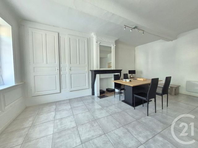 Appartement T2 à louer - 2 pièces - 50.83 m2 - TREVOUX - 01 - RHONE-ALPES - Century 21 Coquillat Immobilier